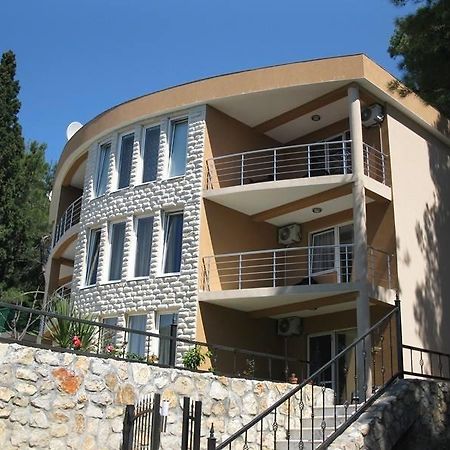 Apartment Villa Elena Bar Bagian luar foto