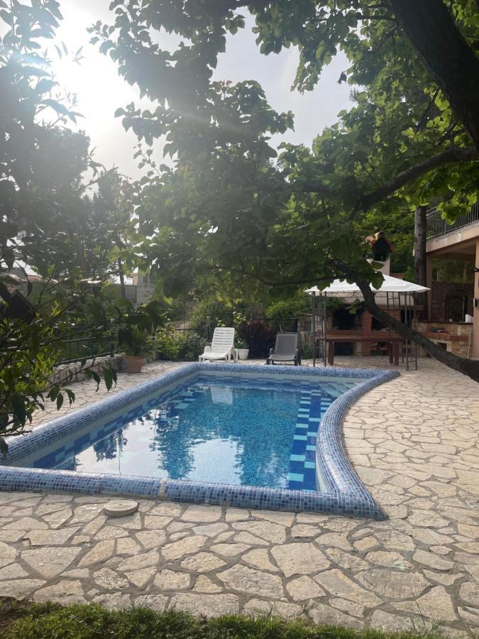 Apartment Villa Elena Bar Bagian luar foto